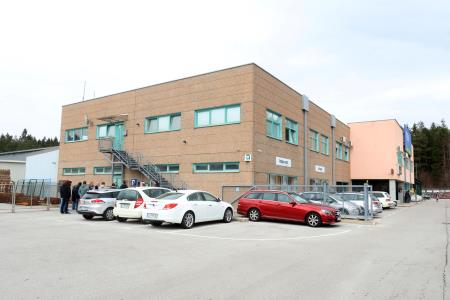 AED PODSKRAJNIK MEGA DOM 14 FOTO LJUBO VUKELIČ